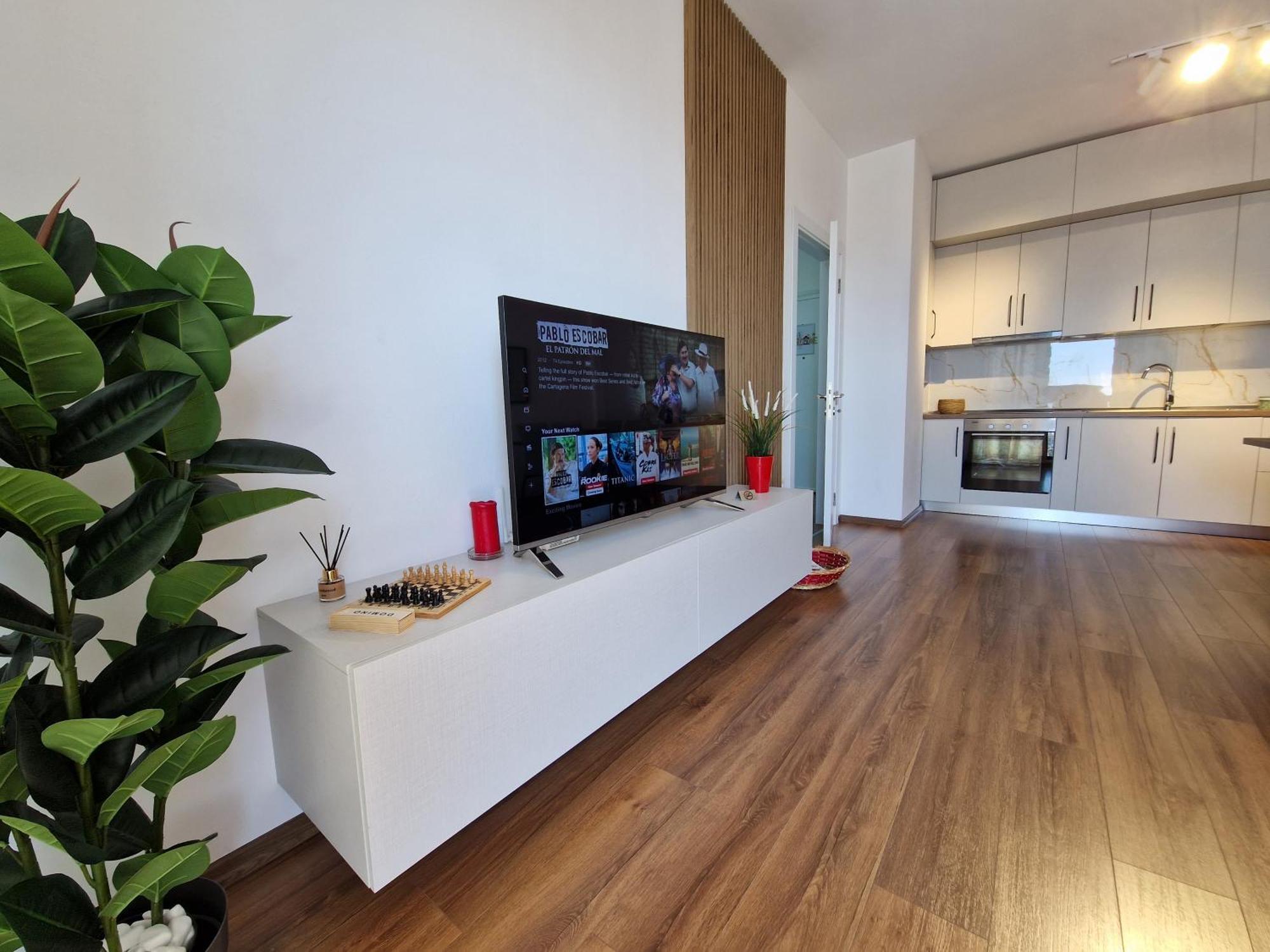 Red & White Palace Apartment 티라나 외부 사진