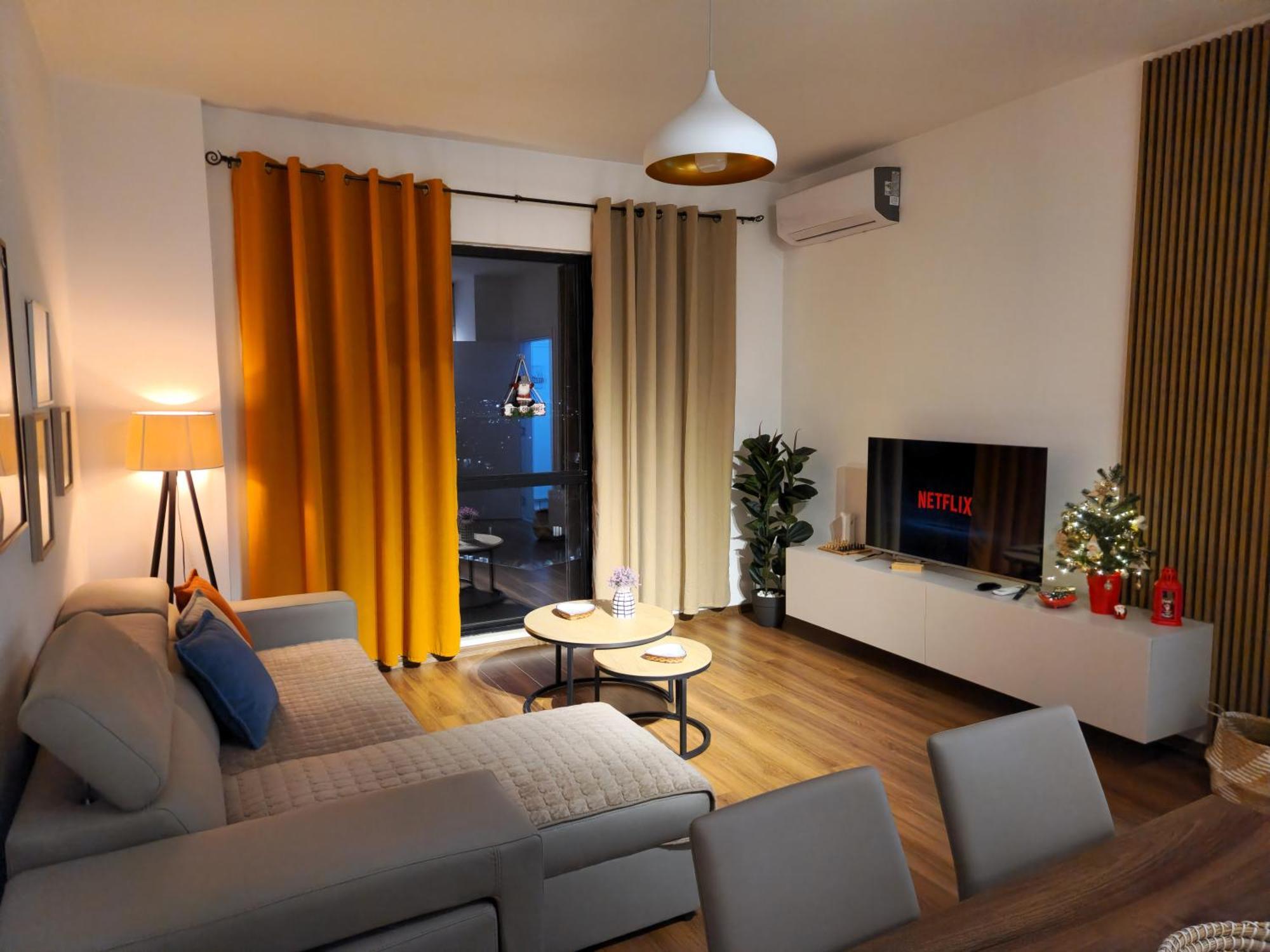 Red & White Palace Apartment 티라나 외부 사진